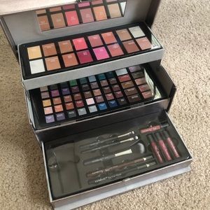 Ulta 76 Piece Set Clean no swatch